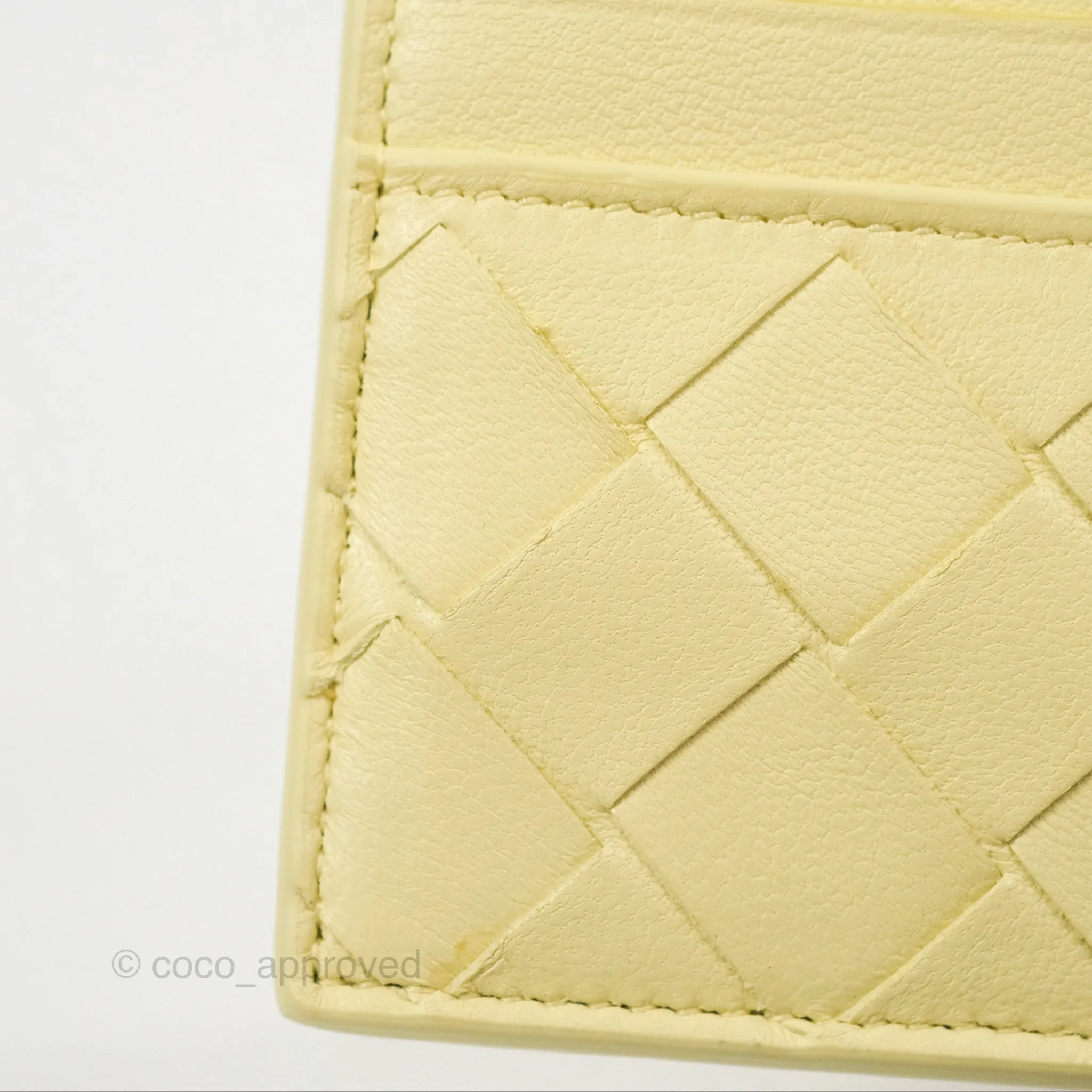 Bottega Veneta Intrecciato Flat Card Holder Ice cream