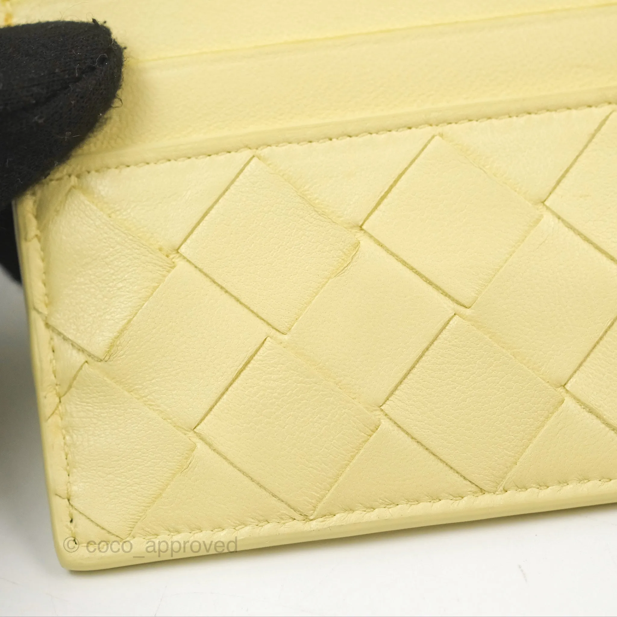 Bottega Veneta Intrecciato Flat Card Holder Ice cream