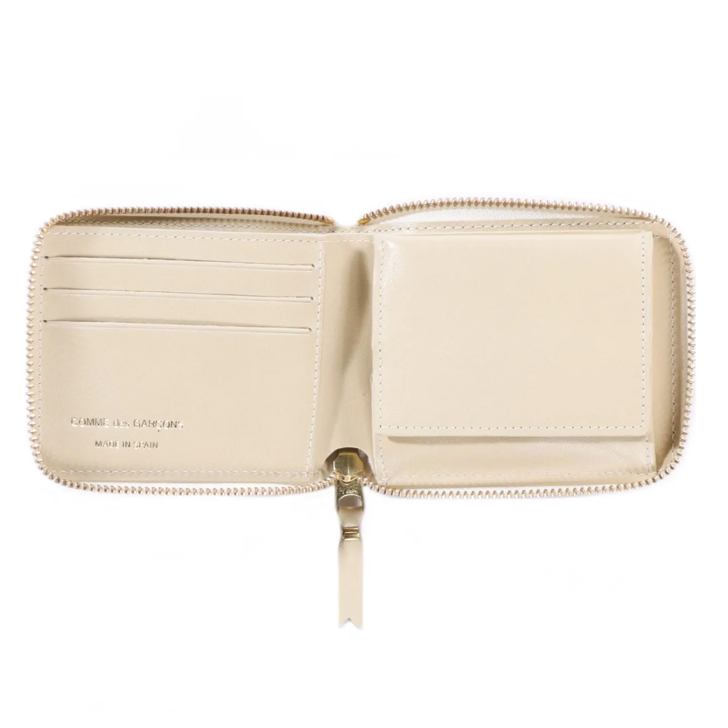 COMME DES GARCONS SA7100 CLASSIC LEATHER ZIP WALLET OFF WHITE