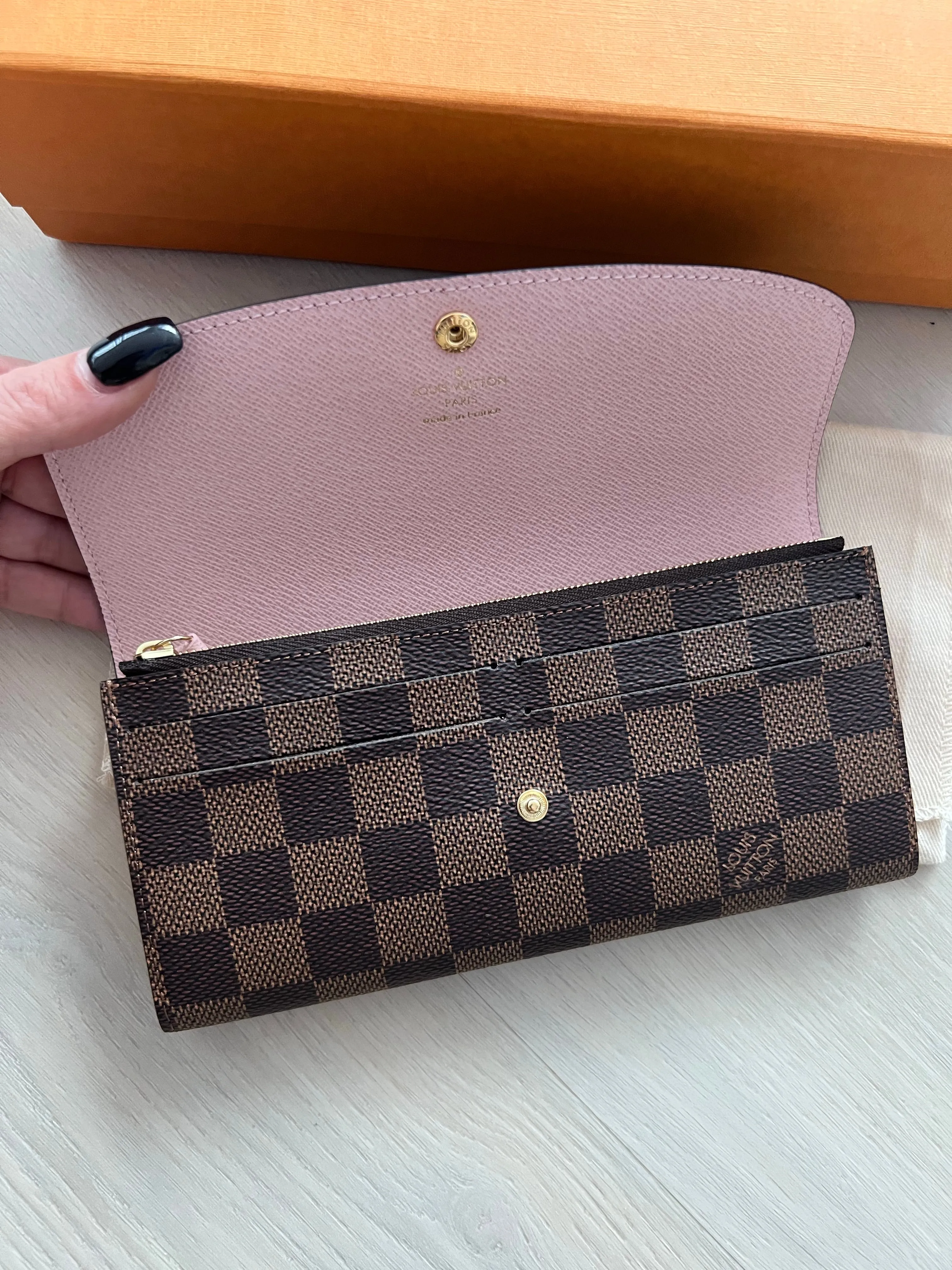 Louis Vuitton Emilie Wallet