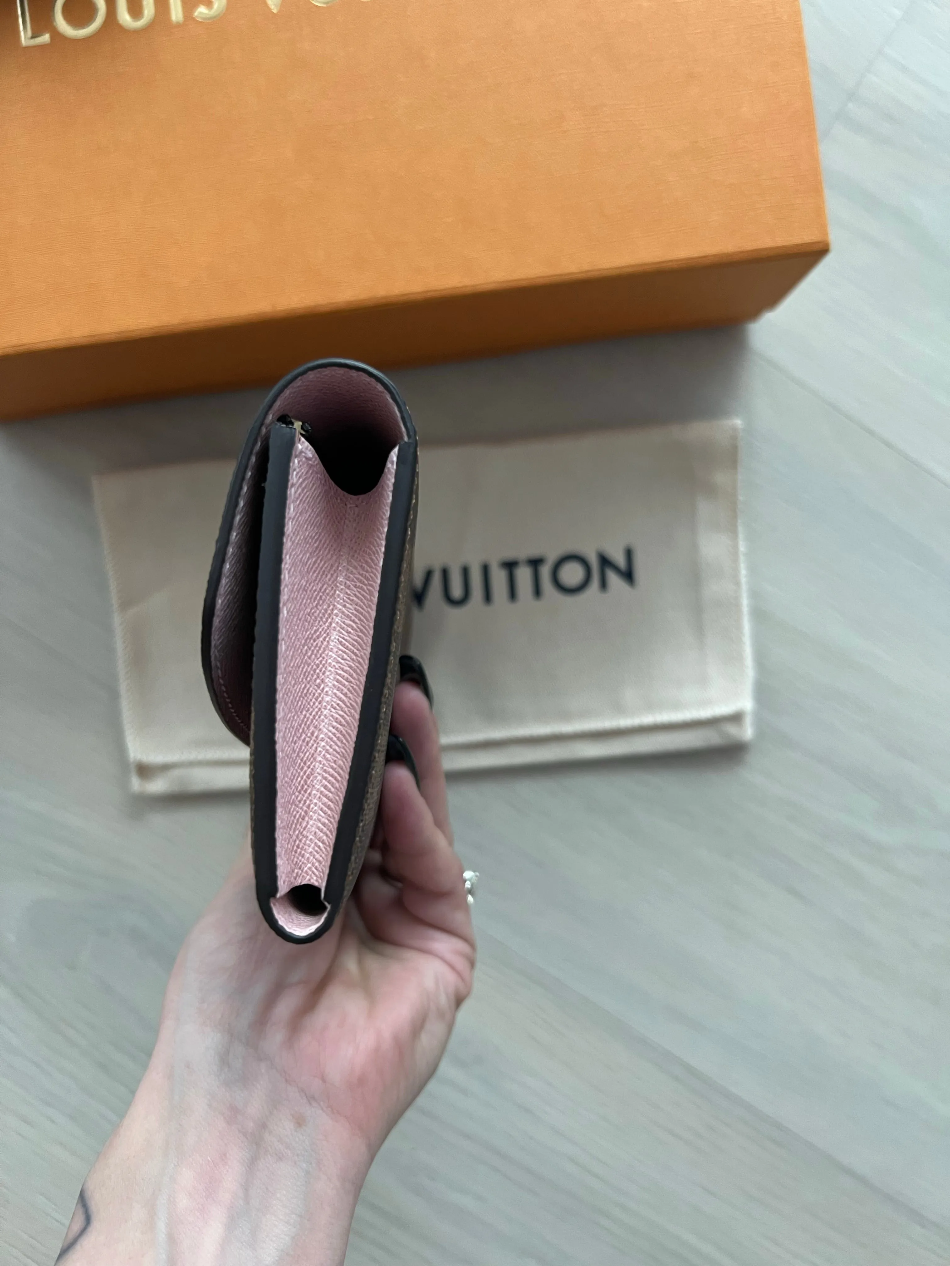 Louis Vuitton Emilie Wallet