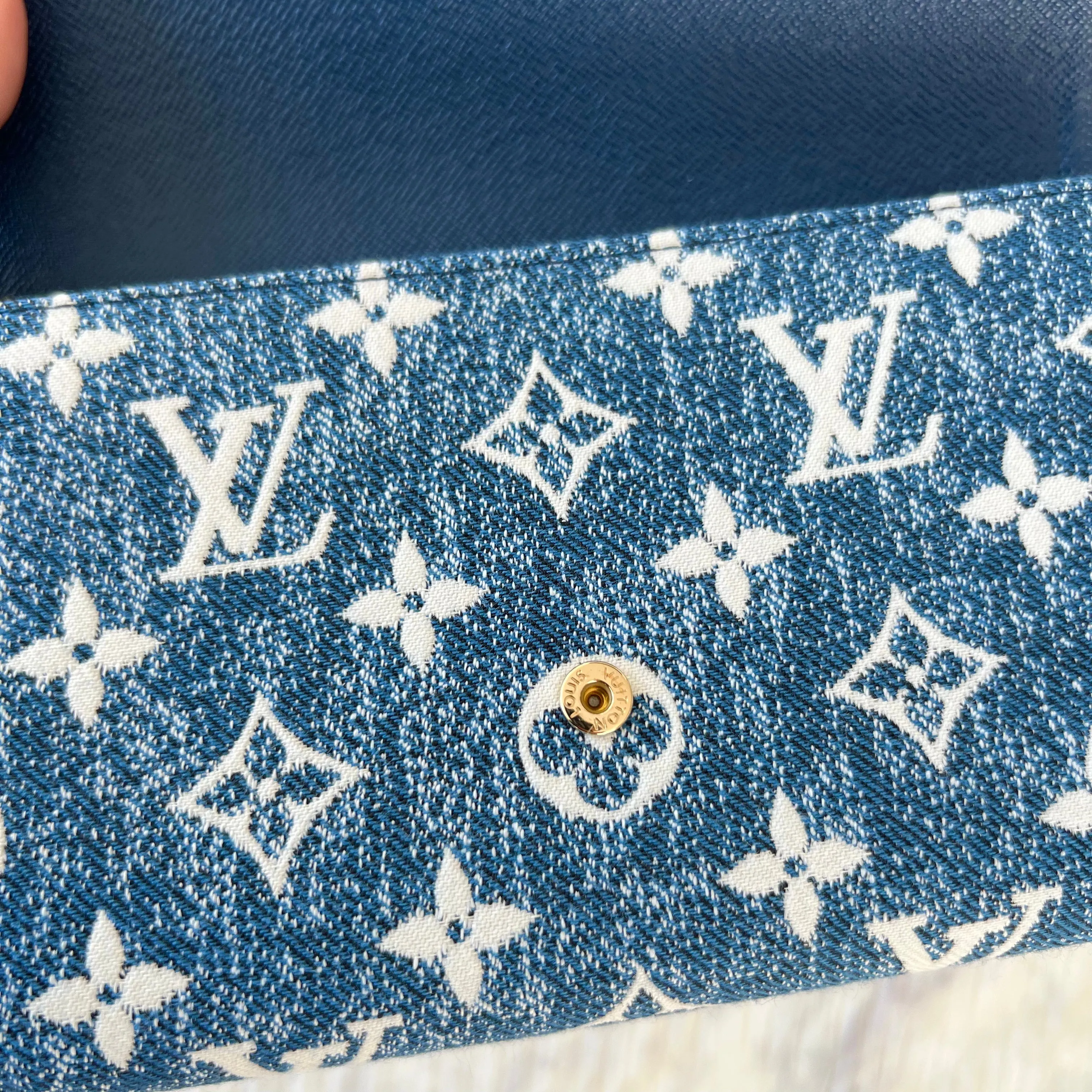 Louis Vuitton Sarah Wallet