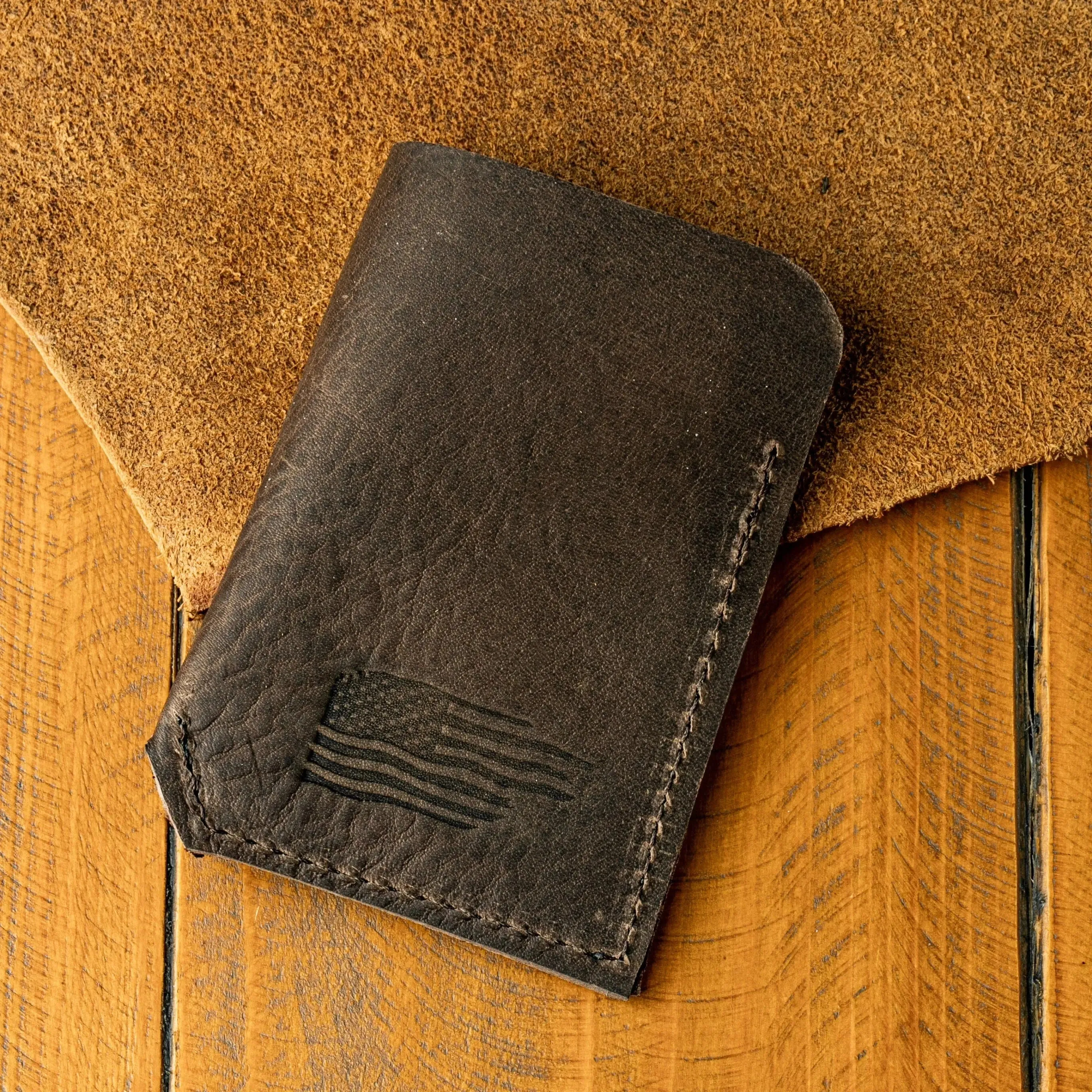 Mens Minimalist Bullet Wallet