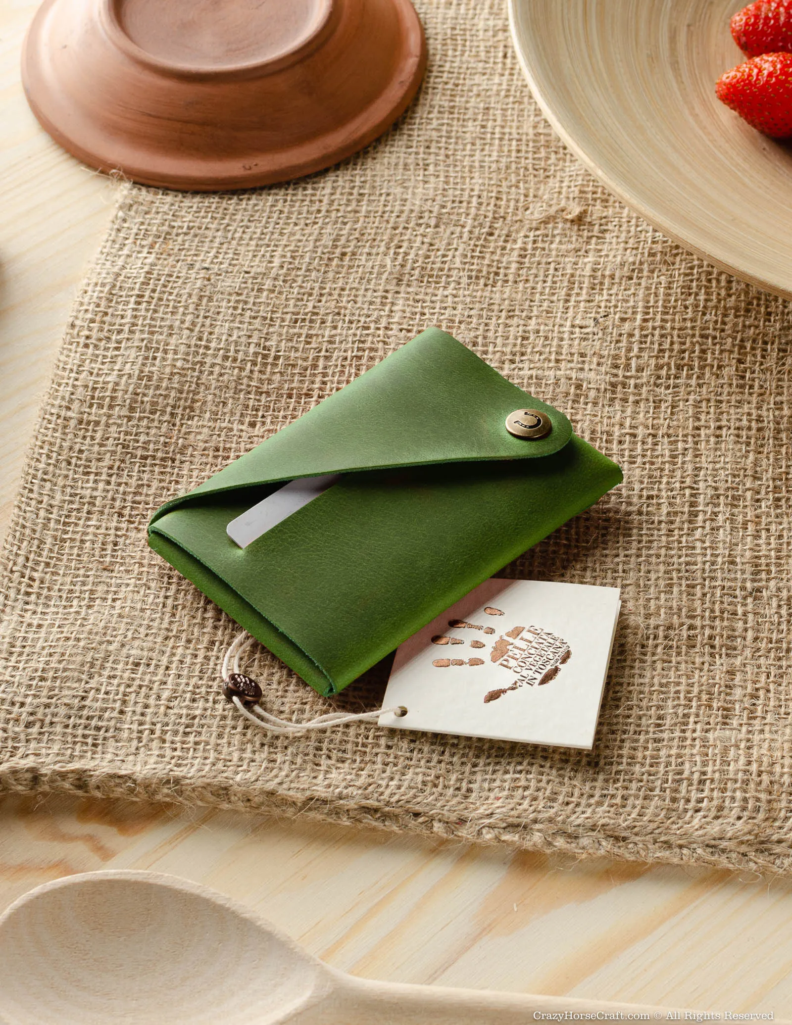 Minimalist leather wallet/card holder | Alpine Green