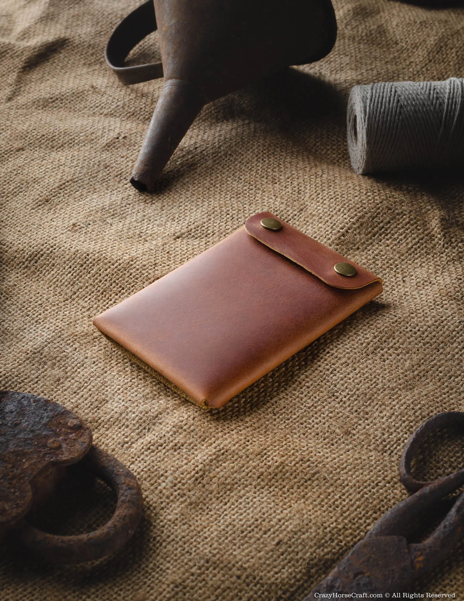 Minimalistic leather wallet/card holder | Classic Brown