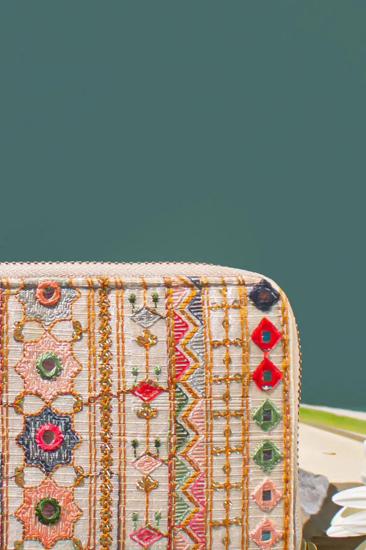 Rafia Embroidered Wallet