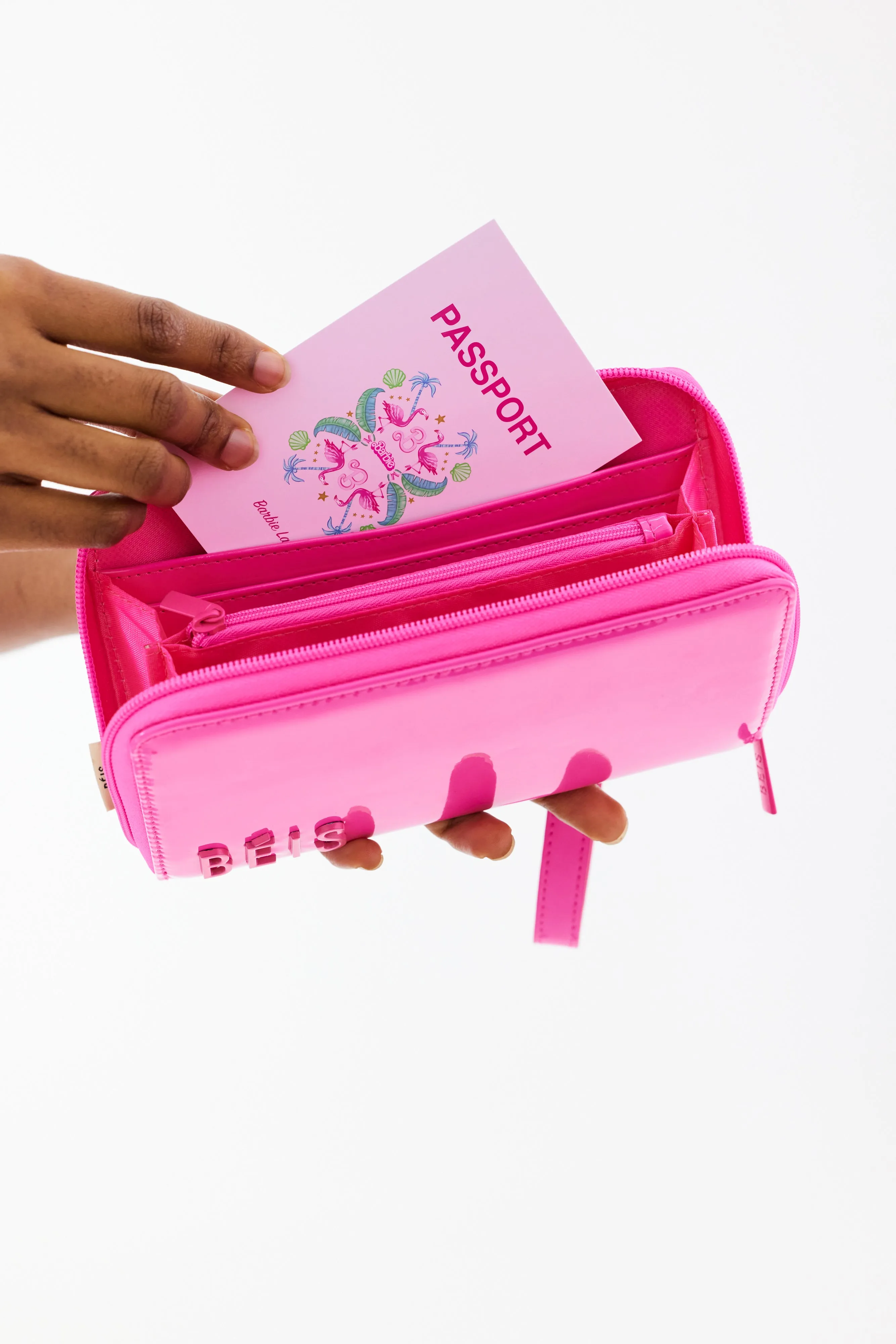 The Travel Wallet in Barbie Pink